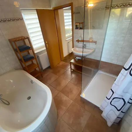 Strandhaus Altglowe - Perfekt Fuer 8 Gaeste! #ferienhausaltglowe #monteurhaus#handwerkerhaus# *