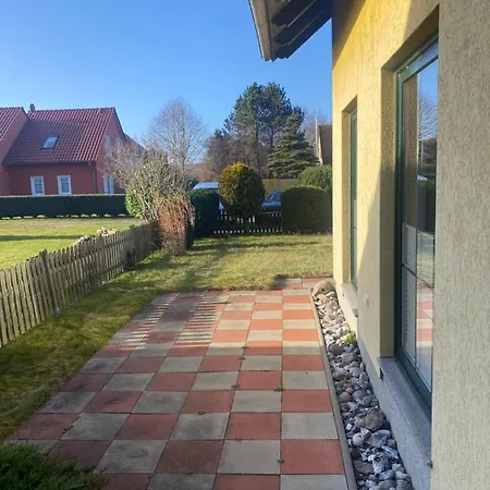 Strandhaus Altglowe - Perfekt Fuer 8 Gaeste! #ferienhausaltglowe #monteurhaus#handwerkerhaus# Feriehus Glowe