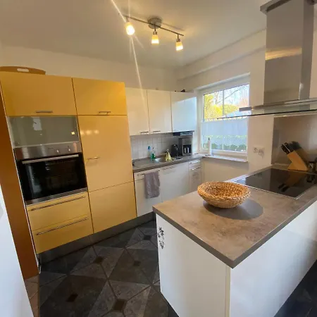 Strandhaus Altglowe - Perfekt Fuer 8 Gaeste! #ferienhausaltglowe #monteurhaus#handwerkerhaus# Feriehus *