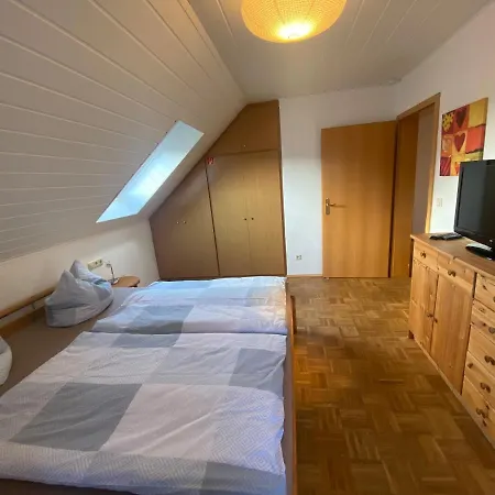 Prázdninový dům Strandhaus Altglowe - Perfekt Fuer 8 Gaeste! #ferienhausaltglowe #monteurhaus#handwerkerhaus# Glowe
