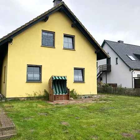 Strandhaus Altglowe - Perfekt Fuer 8 Gaeste! #ferienhausaltglowe #monteurhaus#handwerkerhaus# * Glowe