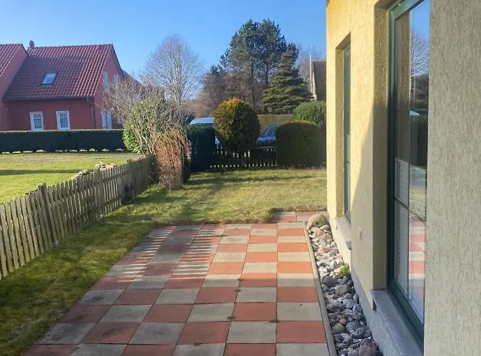 Strandhaus Altglowe - Perfekt Fuer 8 Gaeste! #ferienhausaltglowe #monteurhaus#handwerkerhaus# בית נופש גלווה