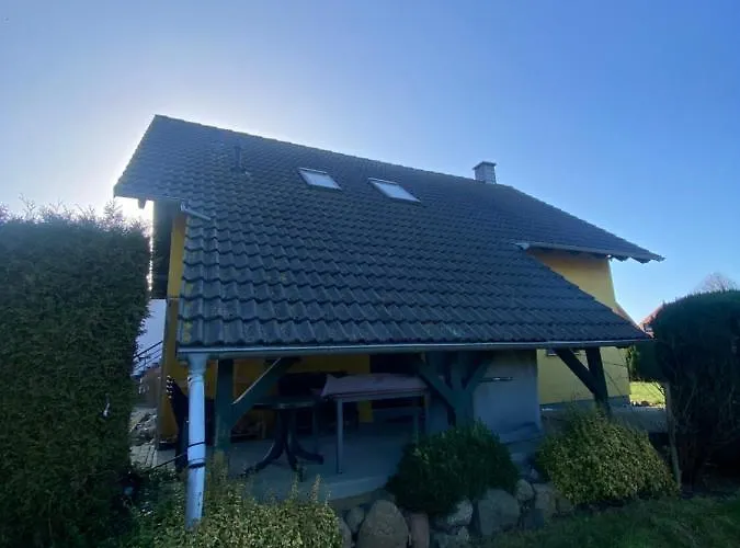 Strandhaus Altglowe - Perfekt Fuer 8 Gaeste! #ferienhausaltglowe #monteurhaus#handwerkerhaus# בית נופש *