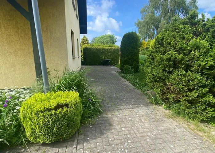 בית נופש Strandhaus Altglowe - Perfekt Fuer 8 Gaeste! #ferienhausaltglowe #monteurhaus#handwerkerhaus# גלווה