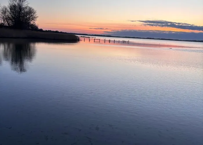 Strandhaus Altglowe - Perfekt Fuer 8 Gaeste! #ferienhausaltglowe #monteurhaus#handwerkerhaus# בית נופש *